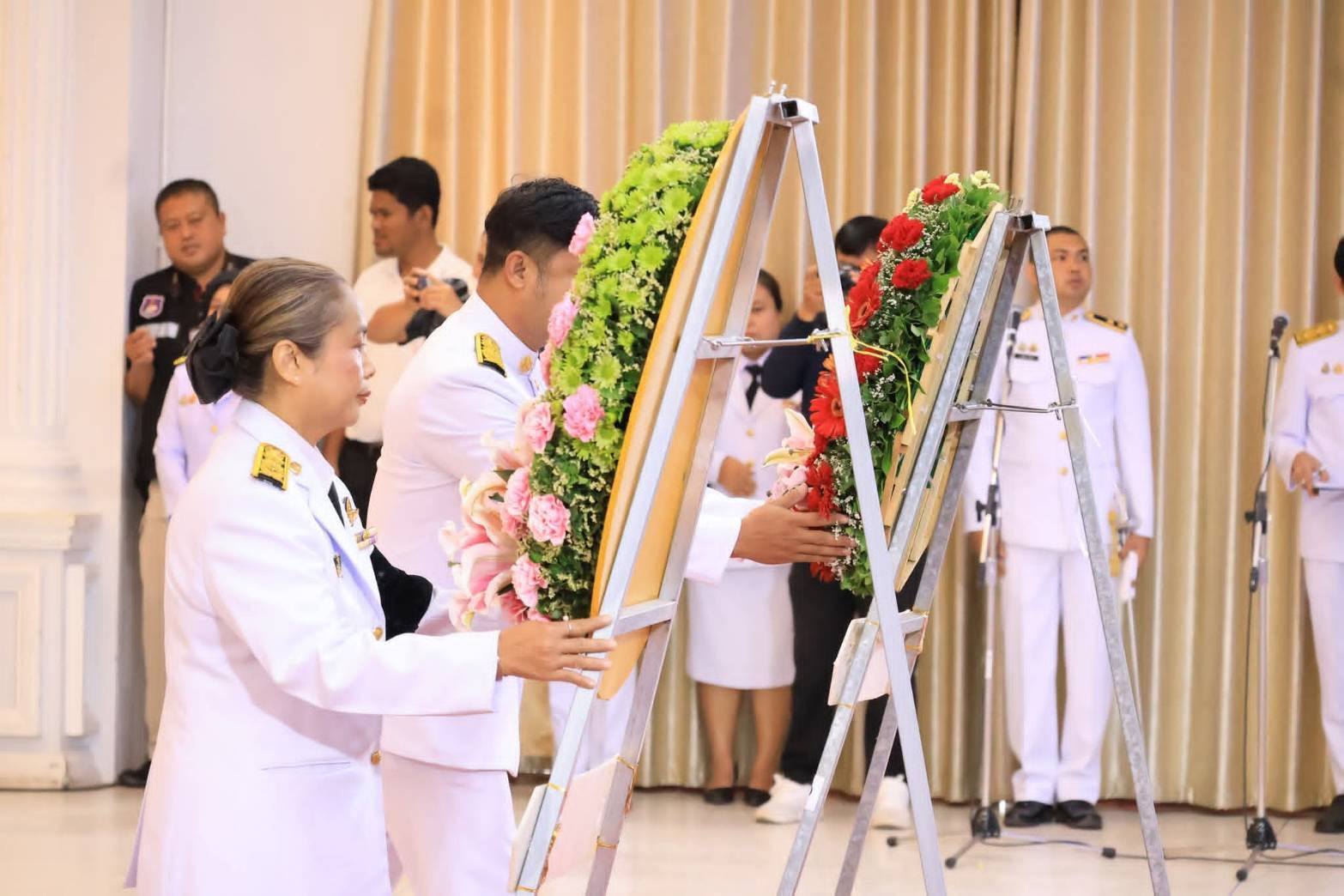 title - ปฏิรูปที่ดินจังหวัดสตูล ร่วมวางพวงมาลาถวายราชสักการะ สมเด็จพระนเรศวรมหาราช เนื่องในวันคล้ายวันสวรรคต